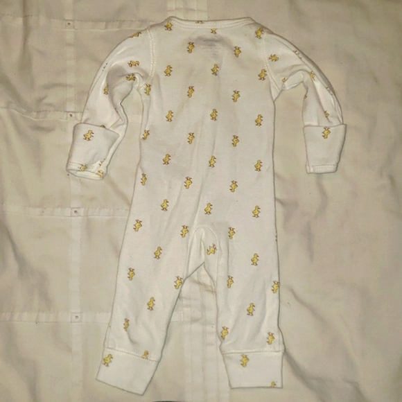 Carter's Newborn Outfit - One Piece - Picture 2 of 4